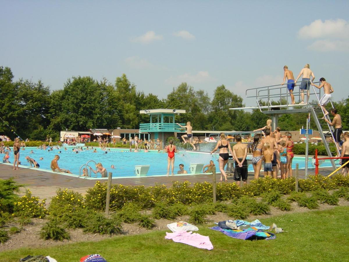 Vakantiepark Bosmeer Friesland Noordwolde  ภายนอก รูปภาพ