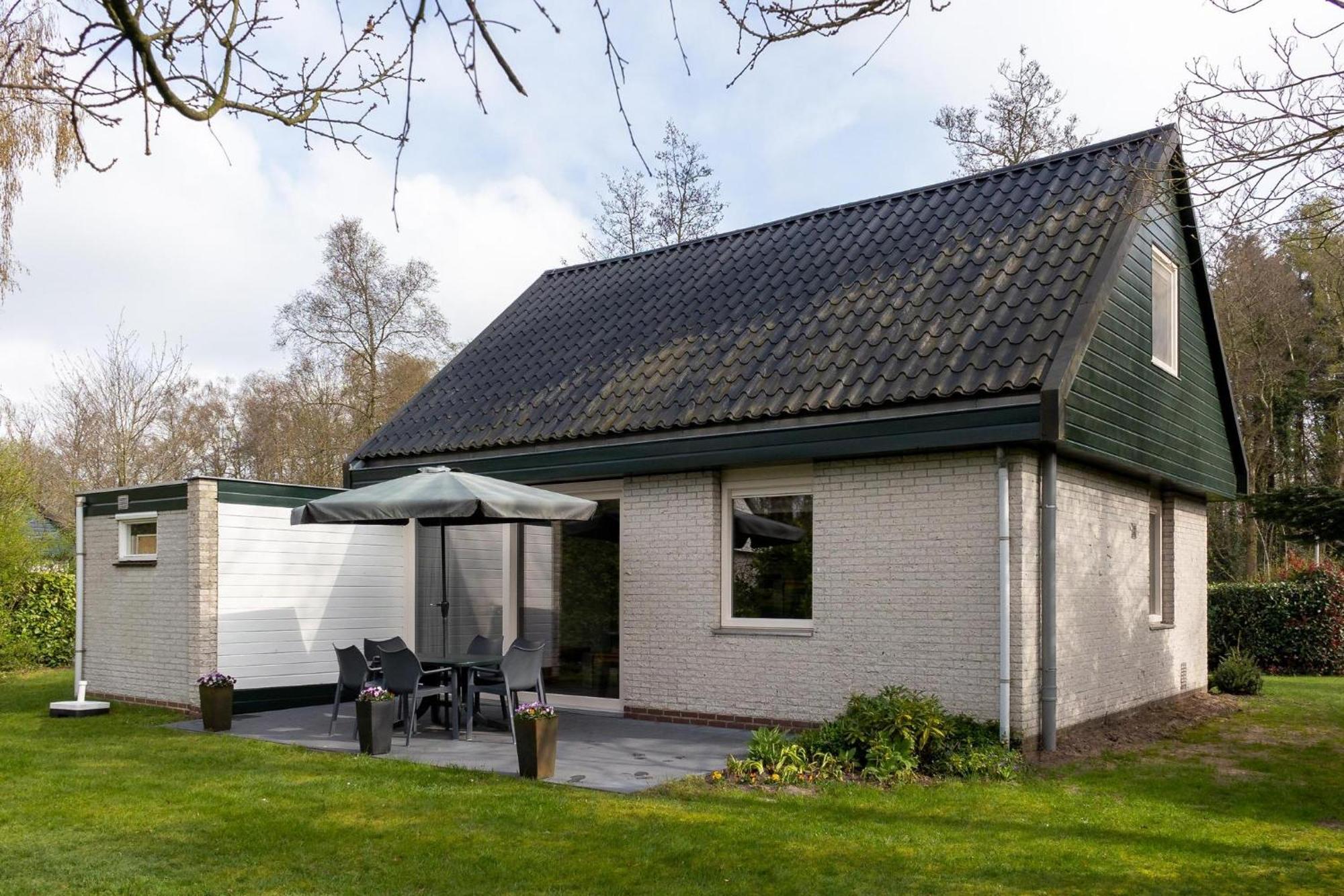 Vakantiepark Bosmeer Friesland Noordwolde  ภายนอก รูปภาพ
