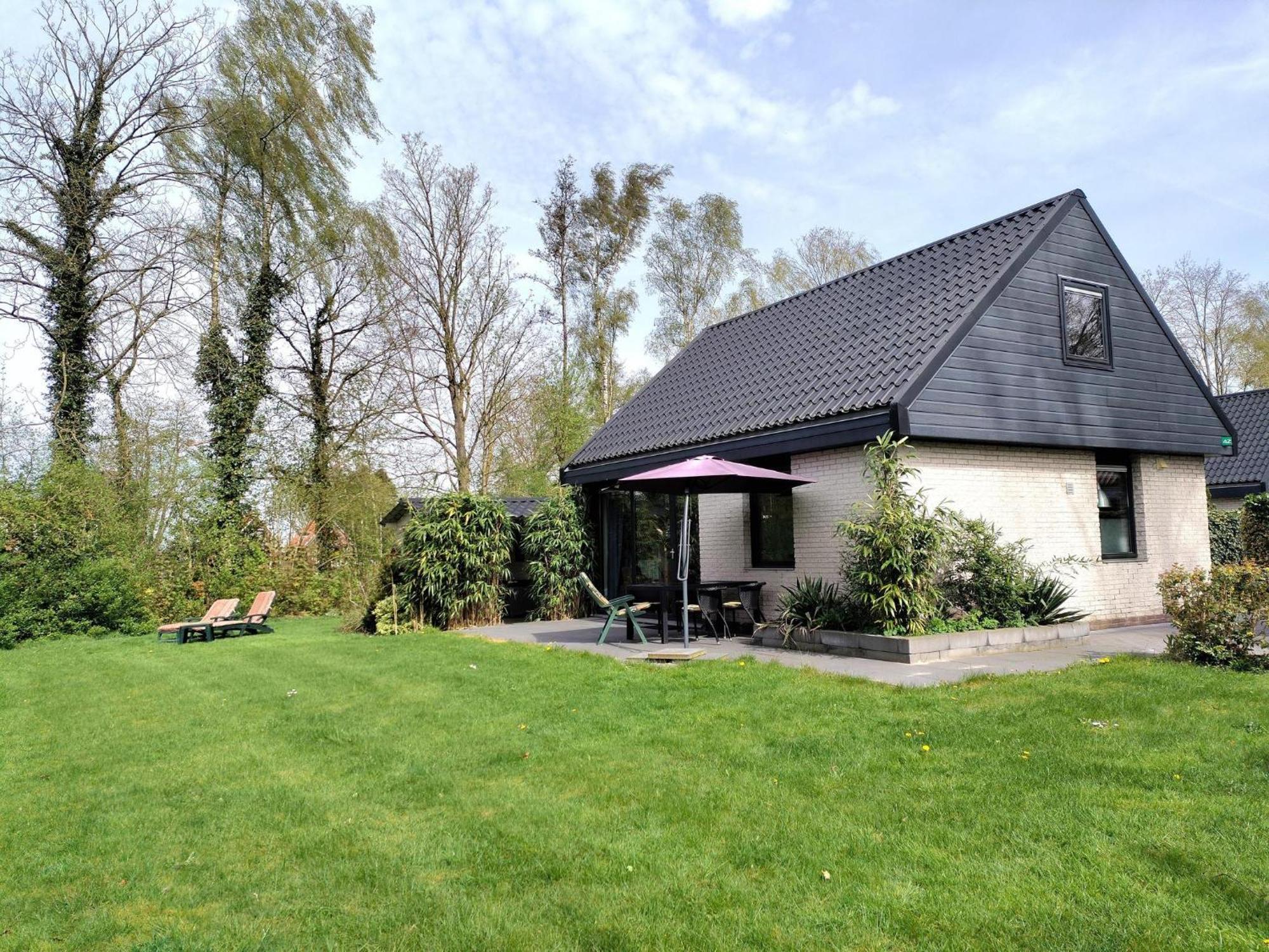 Vakantiepark Bosmeer Friesland Noordwolde  ภายนอก รูปภาพ