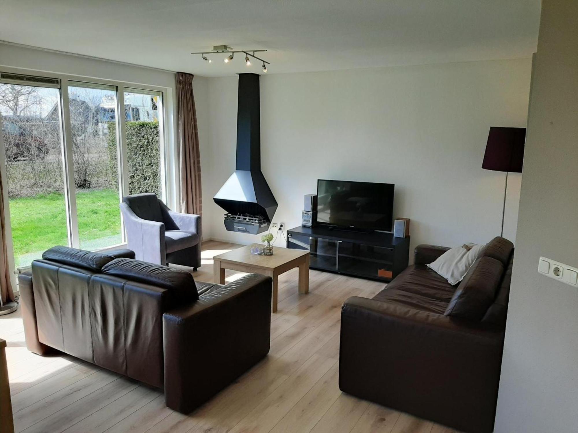 Vakantiepark Bosmeer Friesland Noordwolde  ภายนอก รูปภาพ